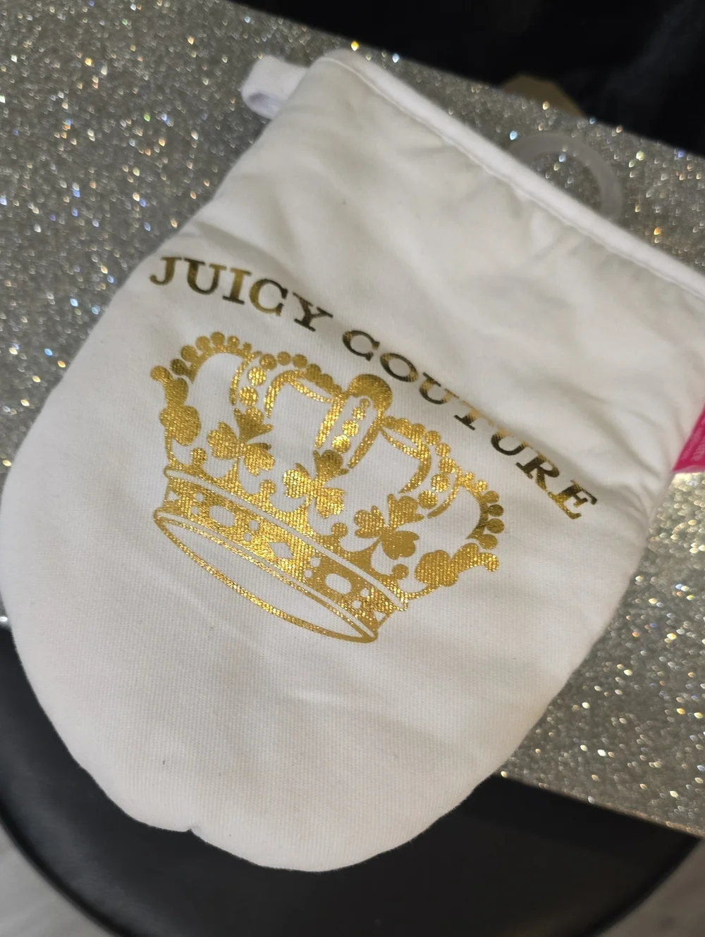 Juicy Couture Home Gold Foul Logo Crown & Hearts Mini Oven Mitt Set
